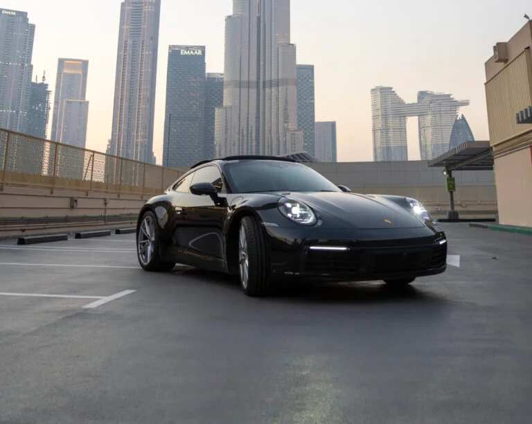 Porsche 911 (2024) – Experience Ultimate Performance & Luxury in Dubai